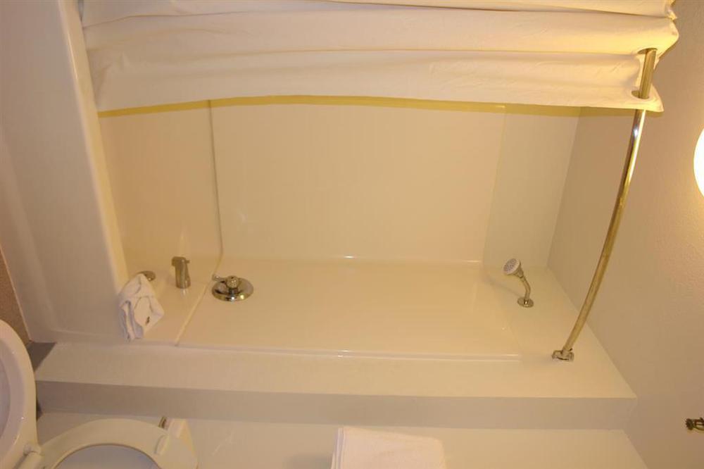 6-watsonville, Ca - Monterey Area Hotel 2*